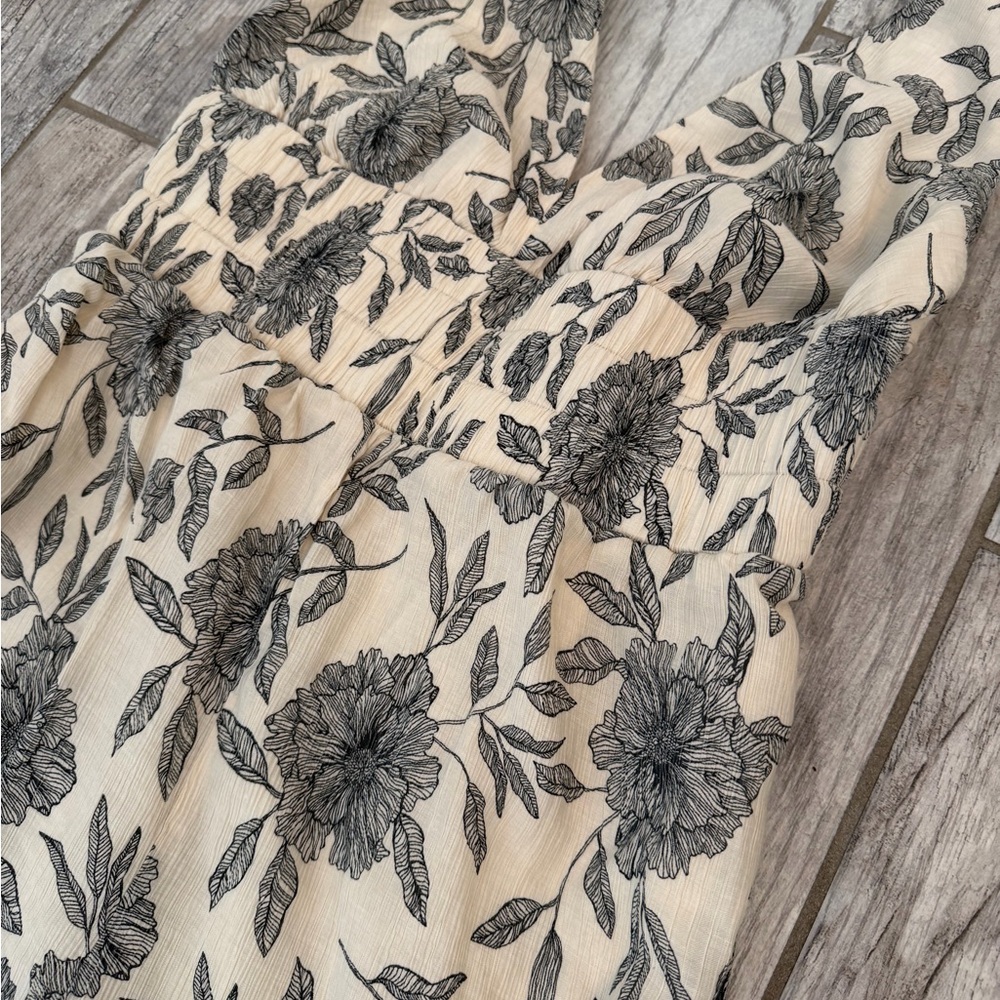 Abercrombie & Fitch Cream & Black Floral Wide-Leg Jumpsuit - Picture 4 of 7